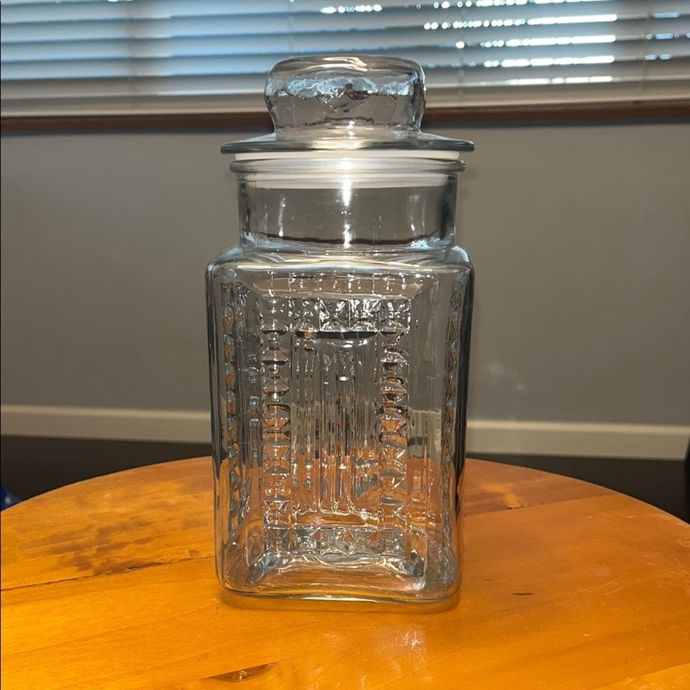 Anchor Hocking Clear Glass Storage Jar with Lid